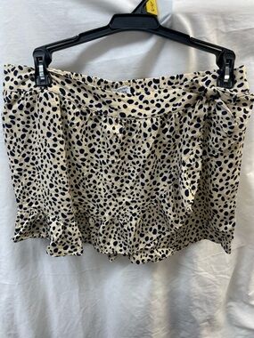 Crown & Ivy Beige & Black Spot Wrap Mini Skirt girl sz xl